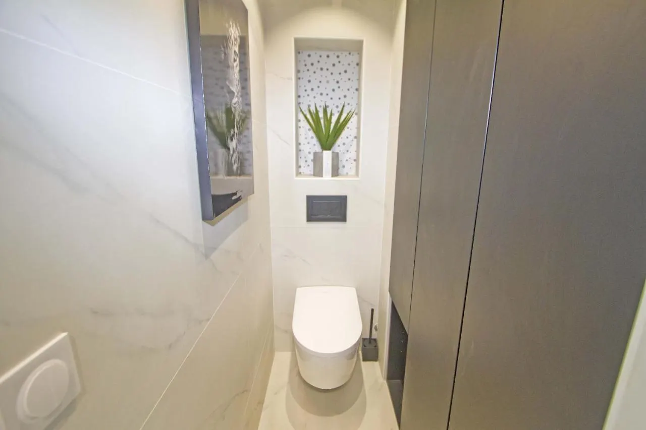 Luxury Garden Jacuzzi Promenade Apartment Nice 0*,